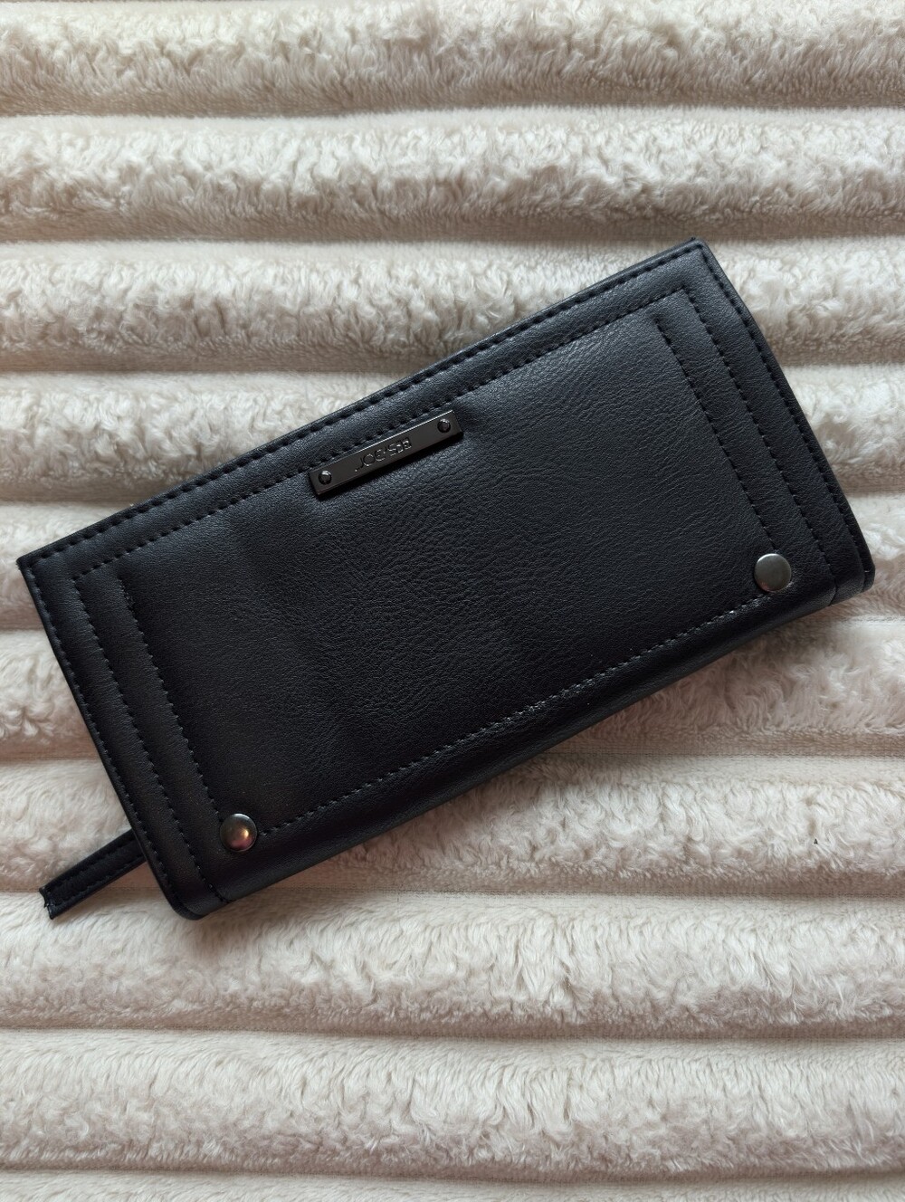 JOE’S women's Black Long Zip Card Holder Wallet